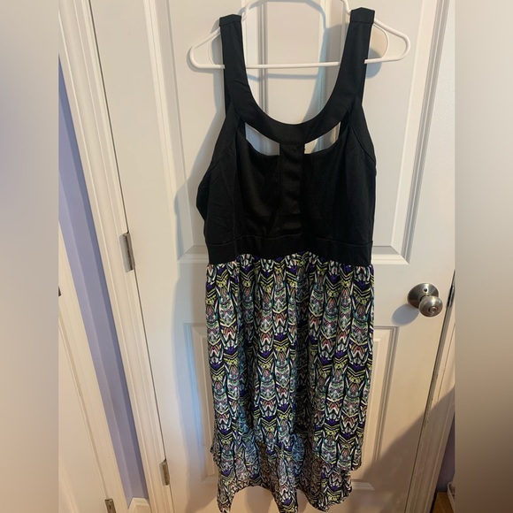 New Look Size 3X Black and Vibrant Patterned High Low Dress - Picture 1 of 6